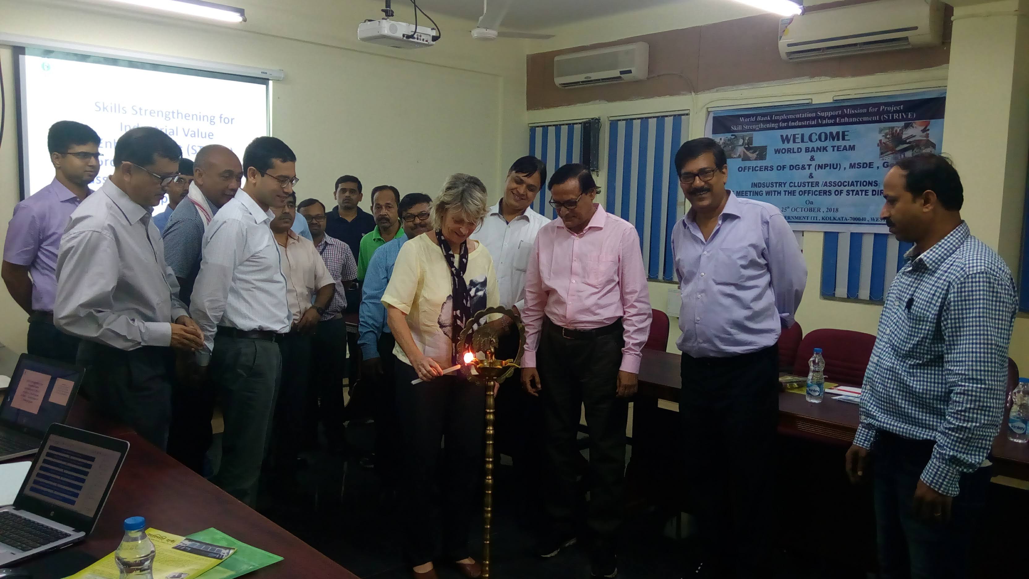 Inauguration by lighting the lamp by the dignitaries of World Bank