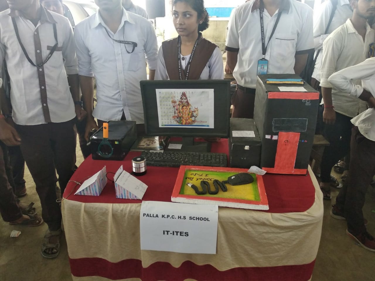 Demonstration of Models by the students of Pallla Kalipada Chahraborty H.S. School in IT&ITeS Sector 