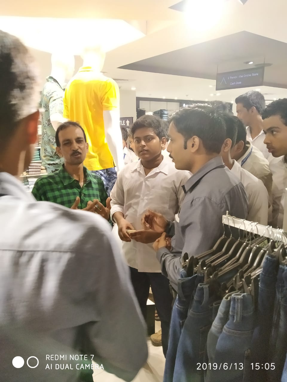 Industry Visit session organized in Retail sector 