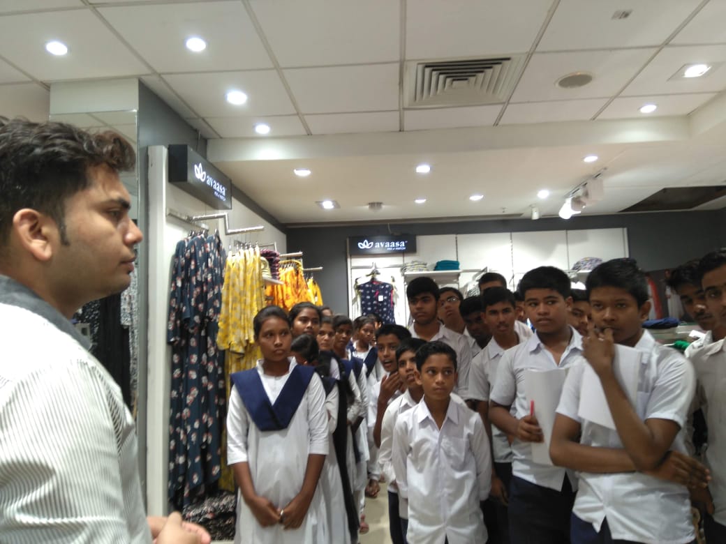  Industry Visit session organized in Retail sector