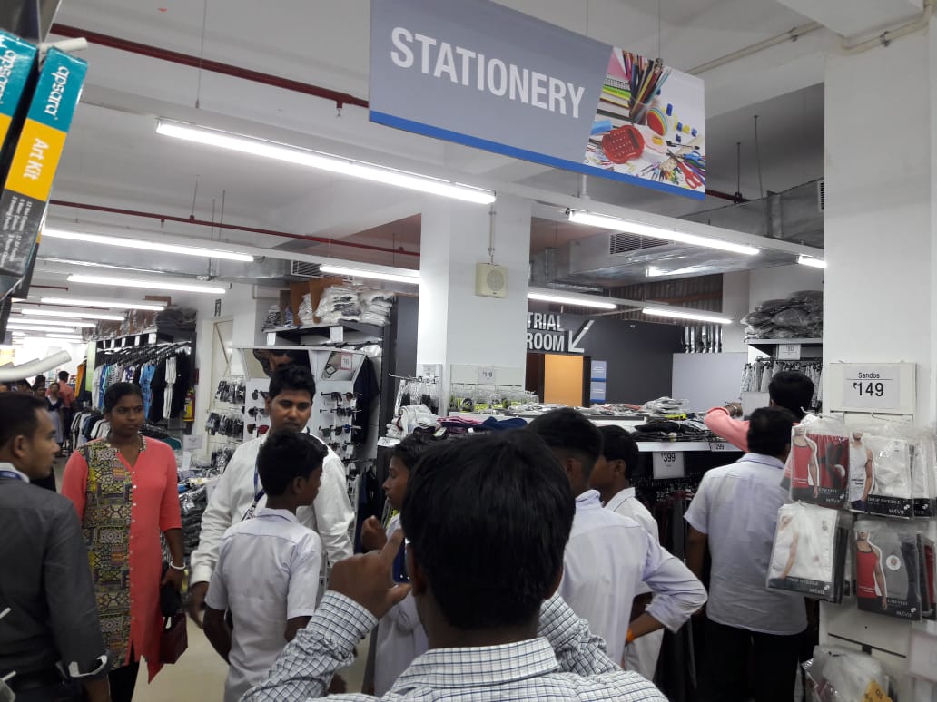 Industry visit session organized in Retail Sector 