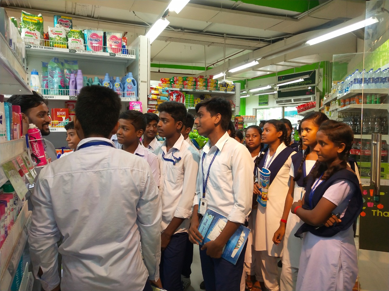  Industry Visit session organized in Retail Sector