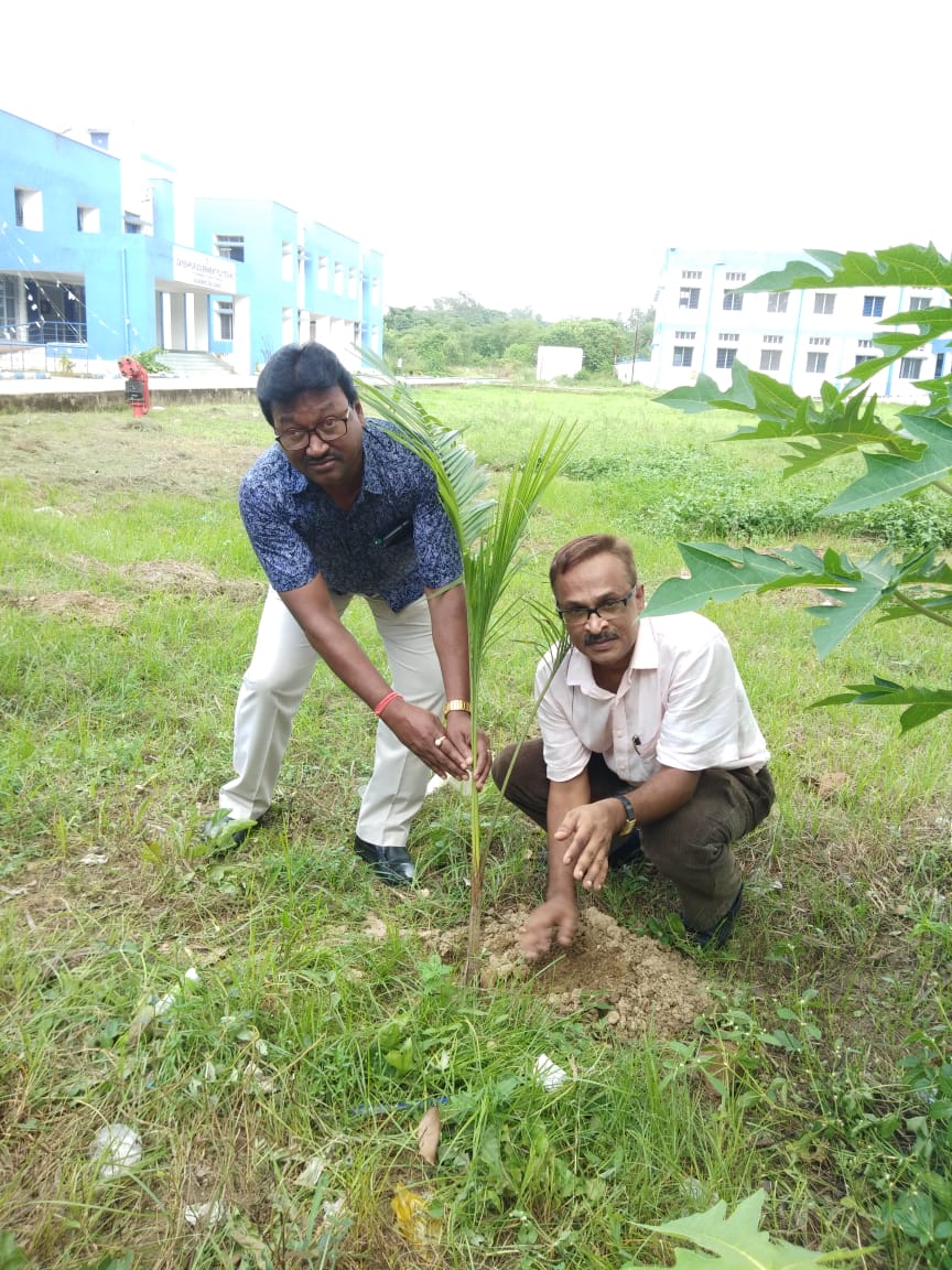 Visit to Gayeshpur Govt. Polytechnic and inauguration of plantation program in the campus