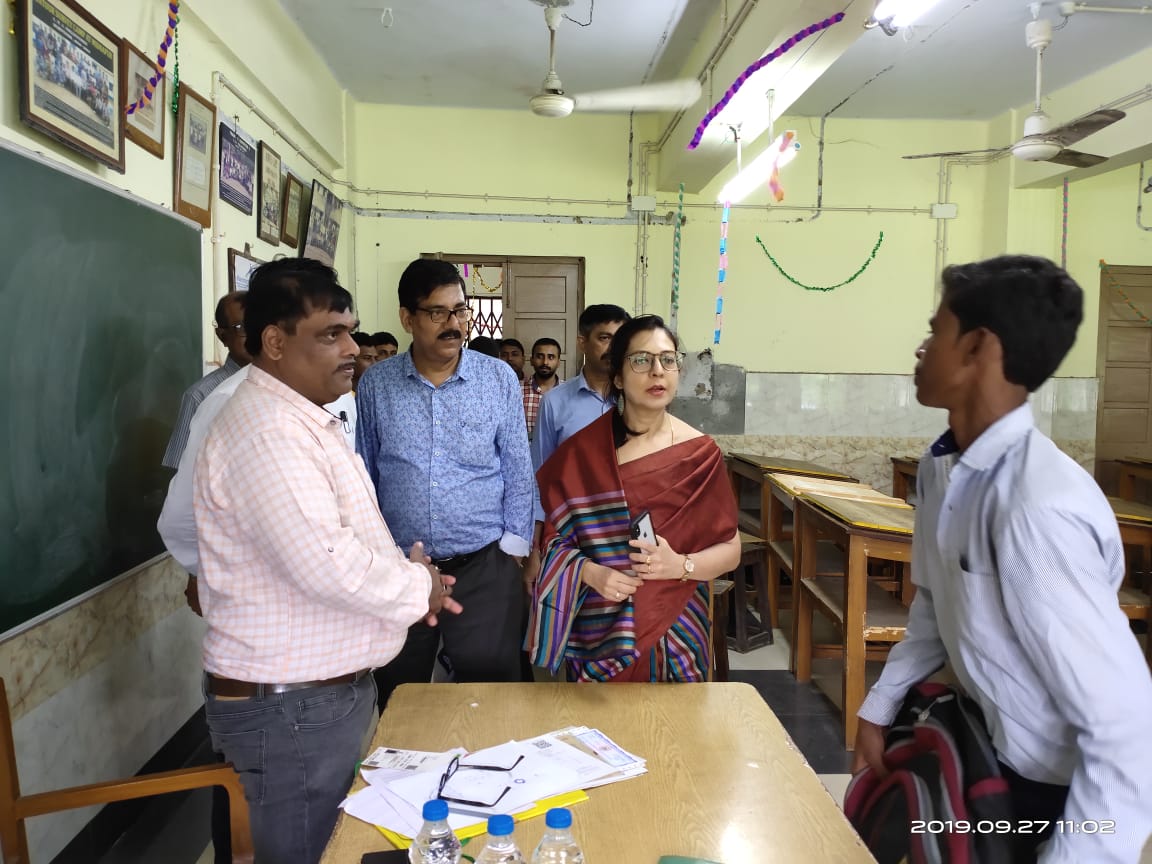 Smt. Roshni Sen , Principal Secretary  , TET&SD Department  in the Job Fair organized by Naandi Foundation